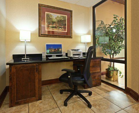 Holiday Inn Джонсборо Номер фото